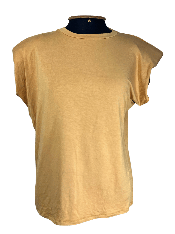 Camiseta Mostarda Básica com ombreiras