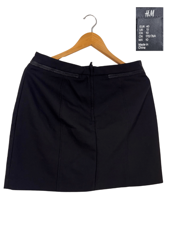 Saia Preta Reta H&M